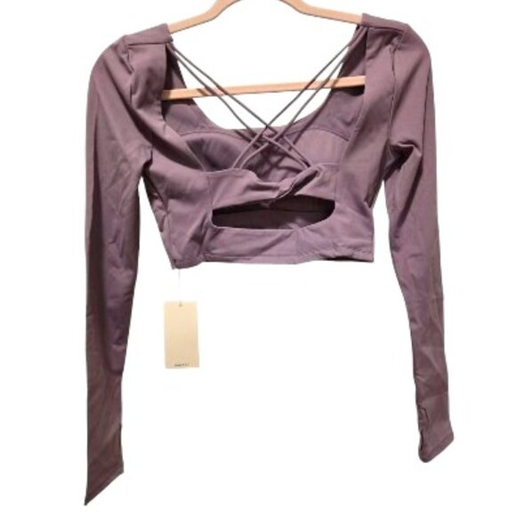 HALARA Softlyzero Plush Tulip Purple Athletic Crop Top  -  S  -  NWT - Picture 2 of 5
